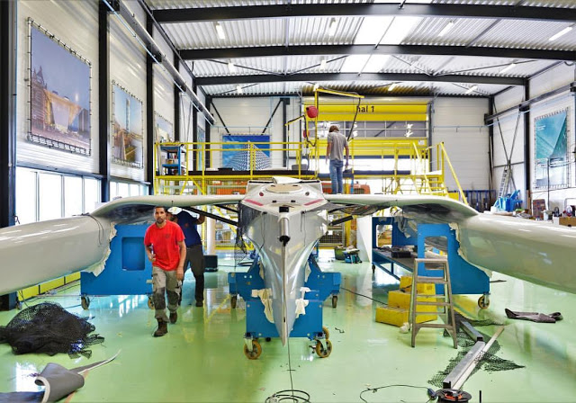 First production Trimaran Foiler 'TF10' taking Shape - Catamaran Racing ...